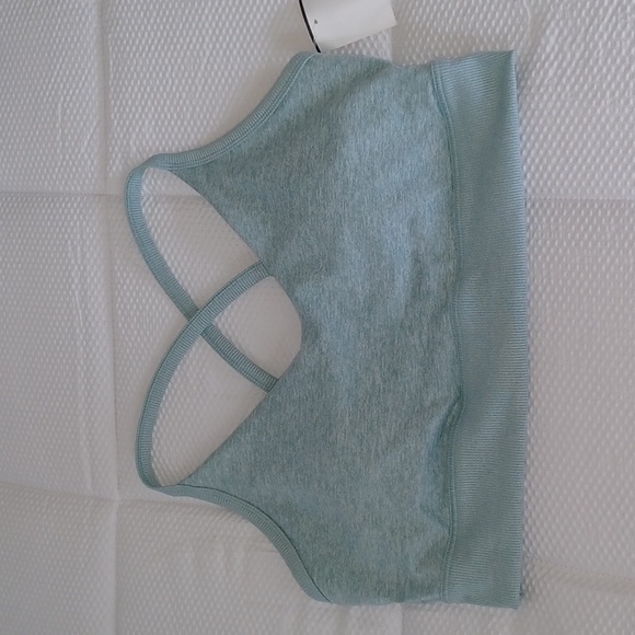 Offline by Aerie Other - NWT Offline by Aerie Hugger Sports Bra